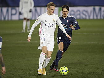 Arsenal complete Odegaard loan...